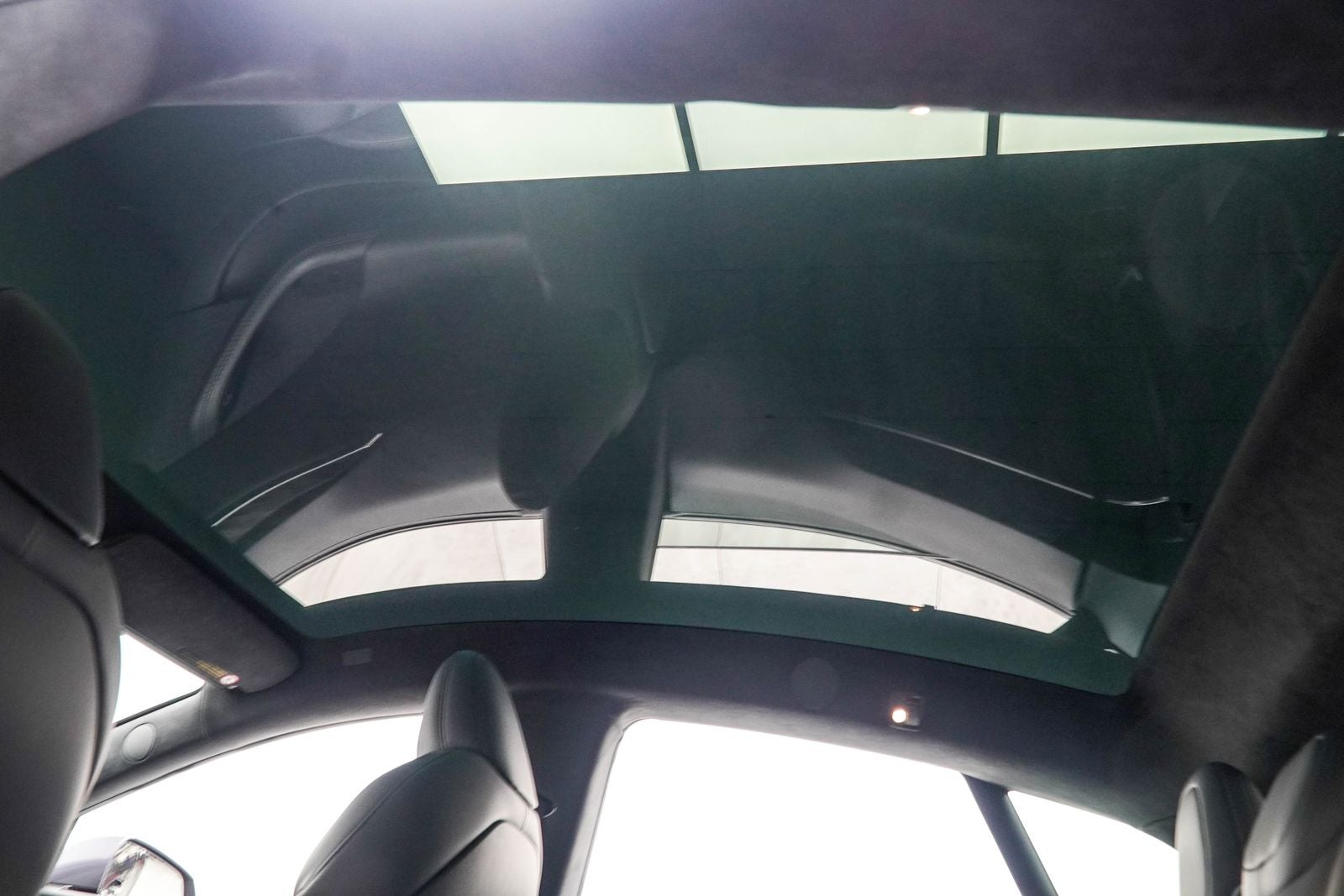 2022 Tesla Model S Base