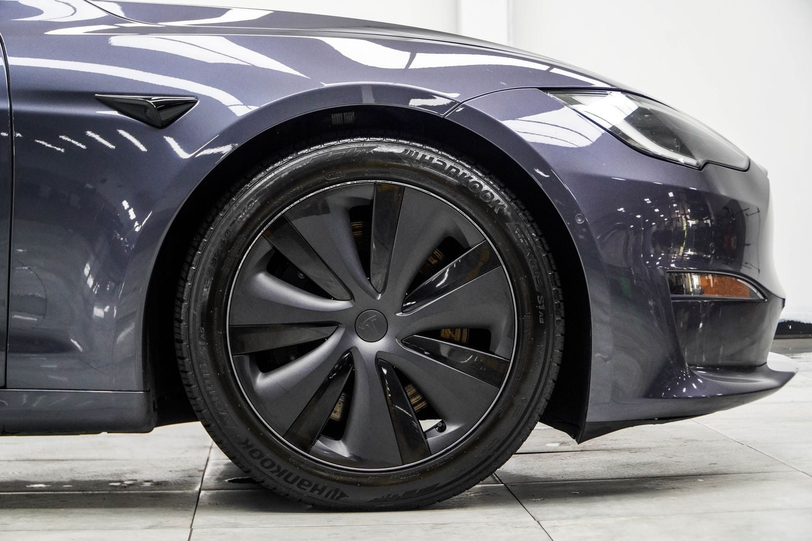 2022 Tesla Model S Base