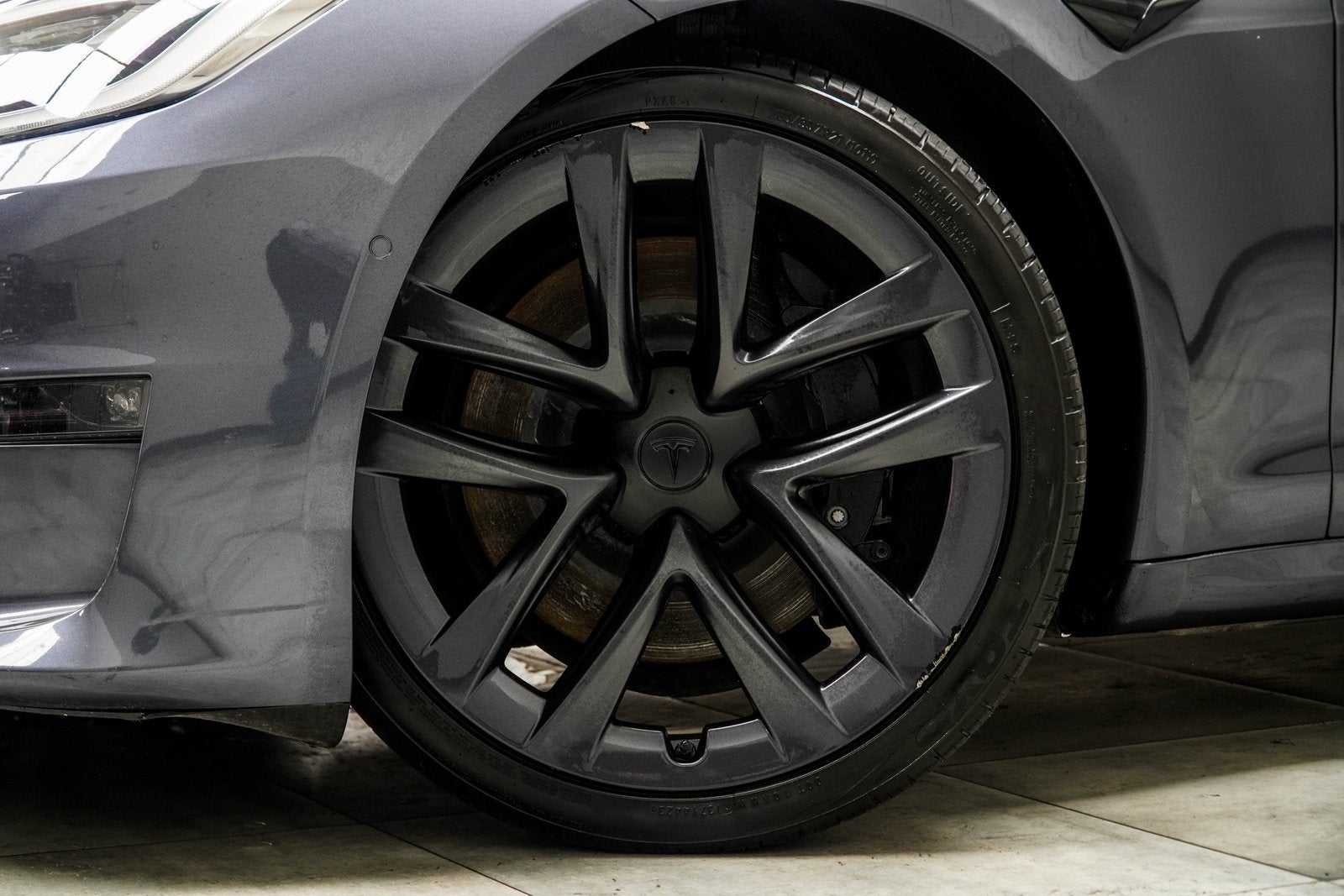 2021 Tesla Model S Plaid