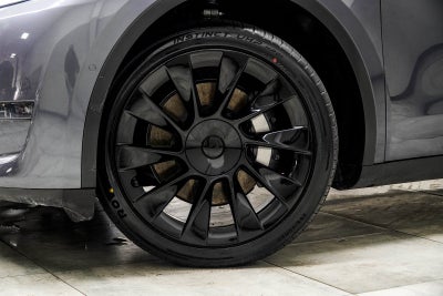 2020 Tesla Model Y Long Range