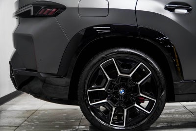 2023 BMW XM Base