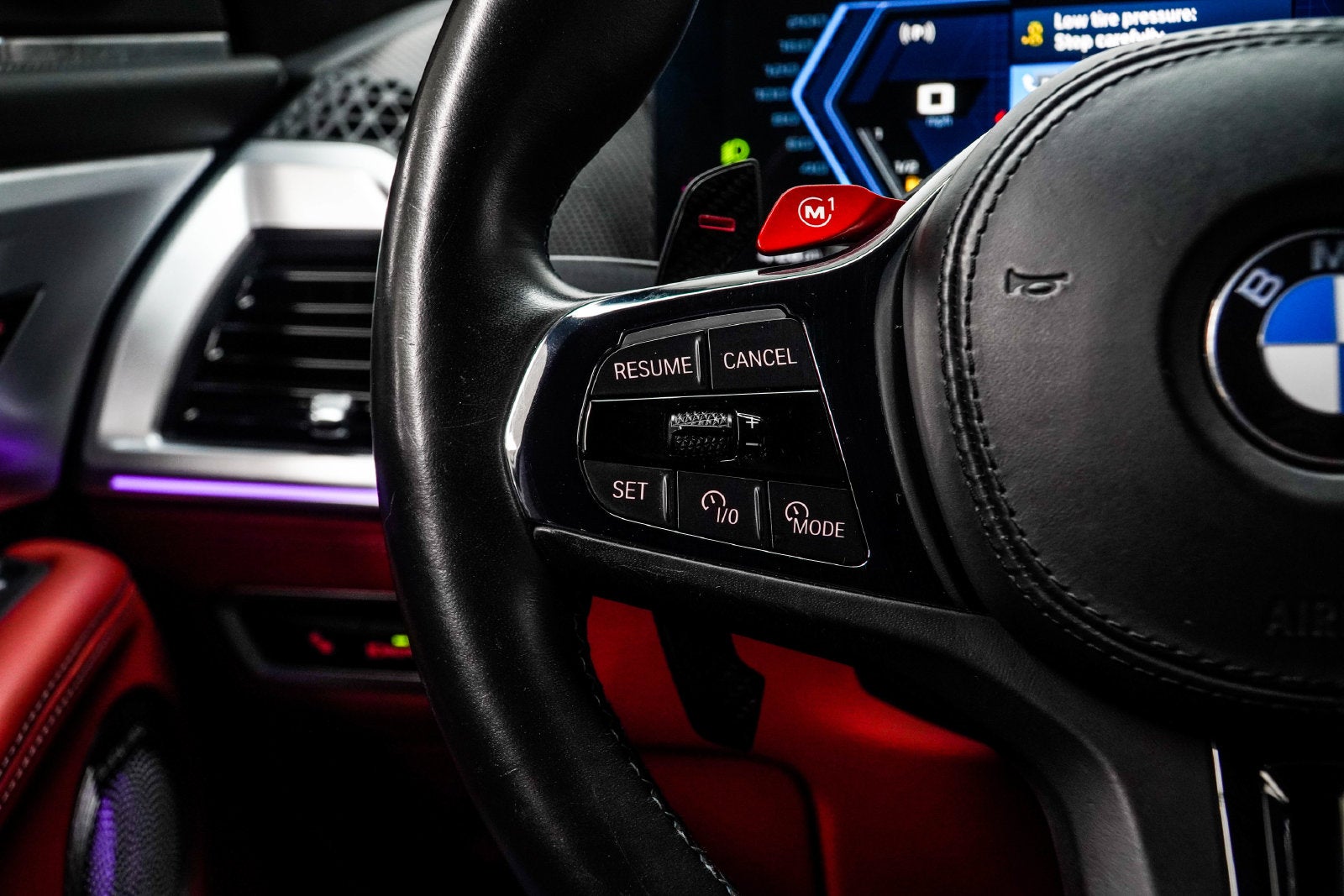 2024 BMW XM Base