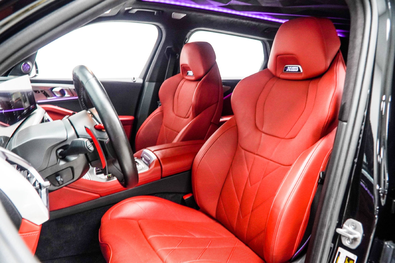 2024 BMW XM Base