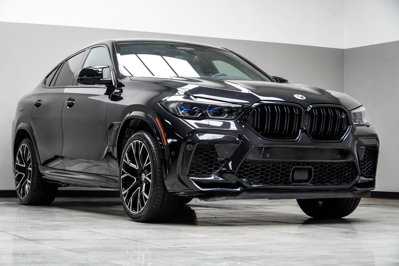 2023 BMW X6 M Base