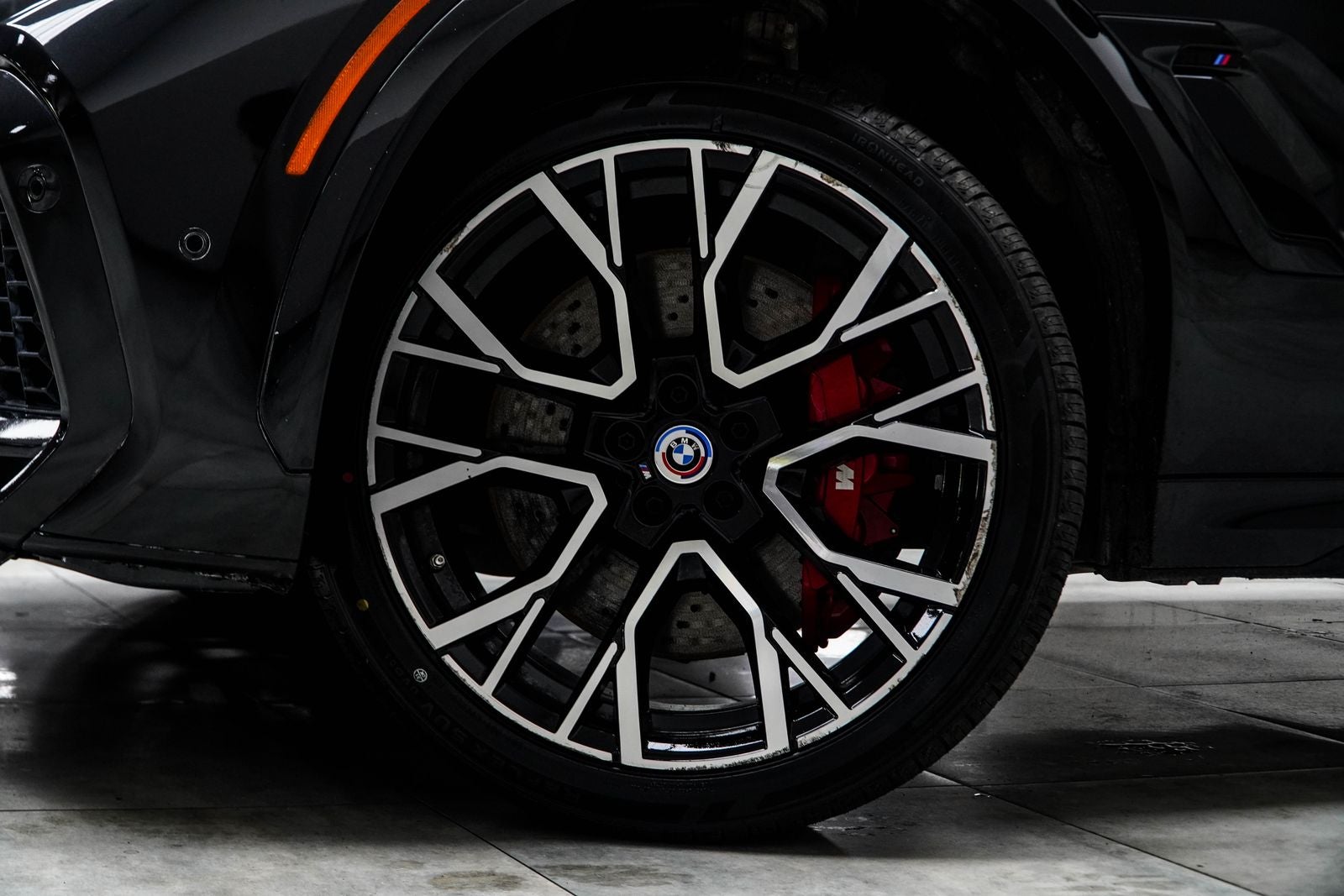 2023 BMW X6 M Base