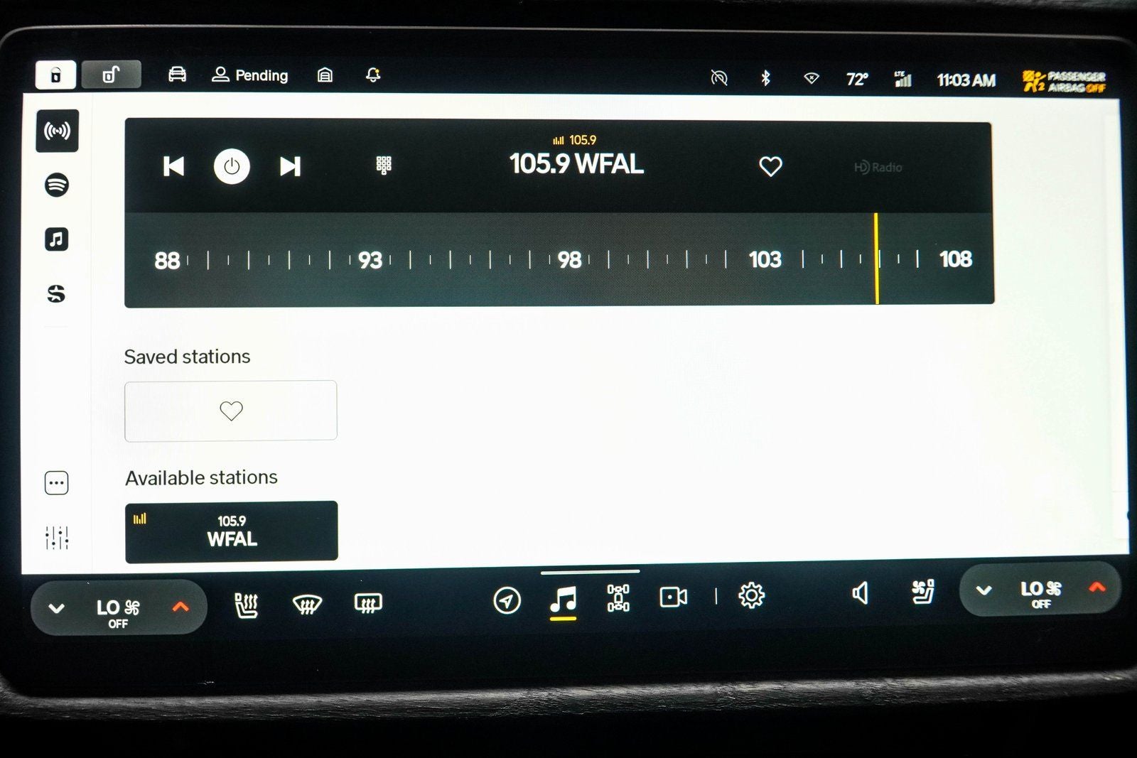 2022 Rivian R1T Adventure