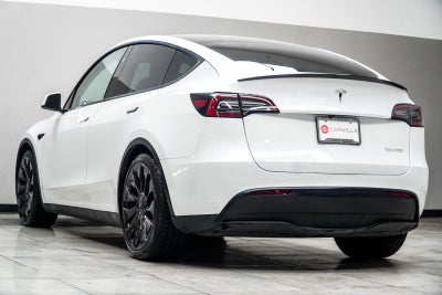 2023 Tesla Model Y Performance