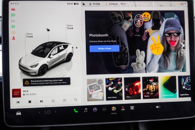 2023 Tesla Model Y Performance
