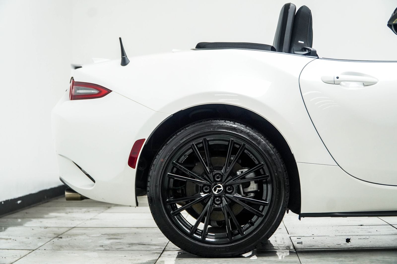 2025 Mazda Mazda MX-5 Miata Club