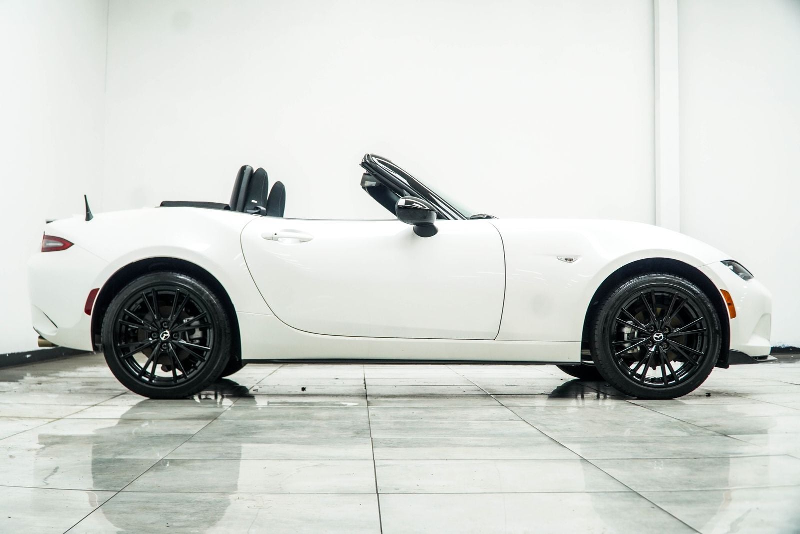 2025 Mazda Mazda MX-5 Miata Club