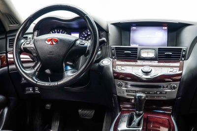 2015 INFINITI Q70 3.7