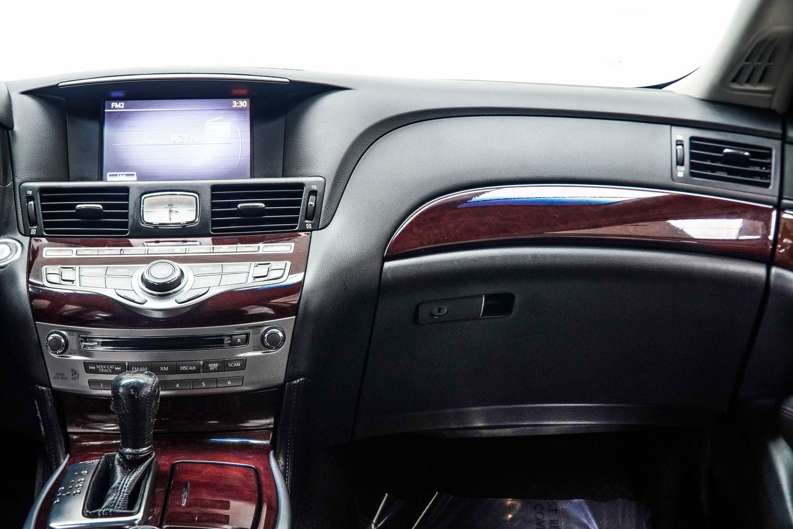 2015 INFINITI Q70 3.7