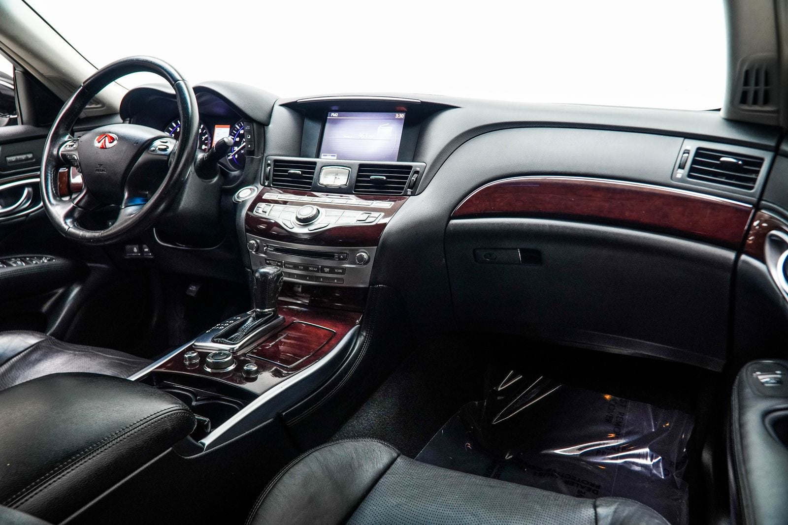 2015 INFINITI Q70 3.7
