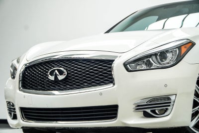 2015 INFINITI Q70 3.7