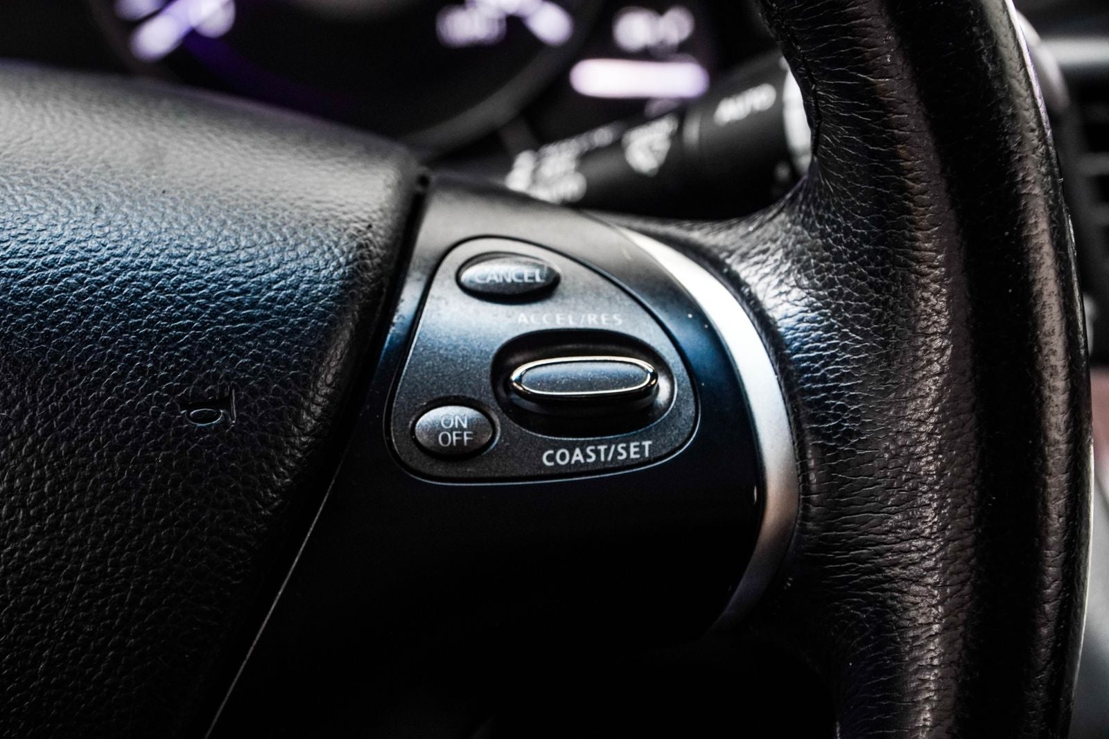 2015 INFINITI Q70 3.7