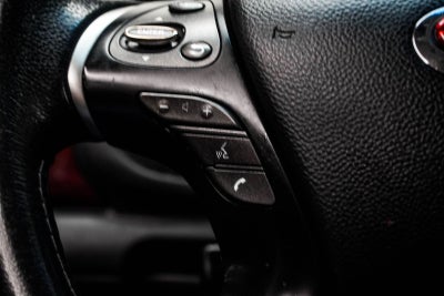 2015 INFINITI Q70 3.7
