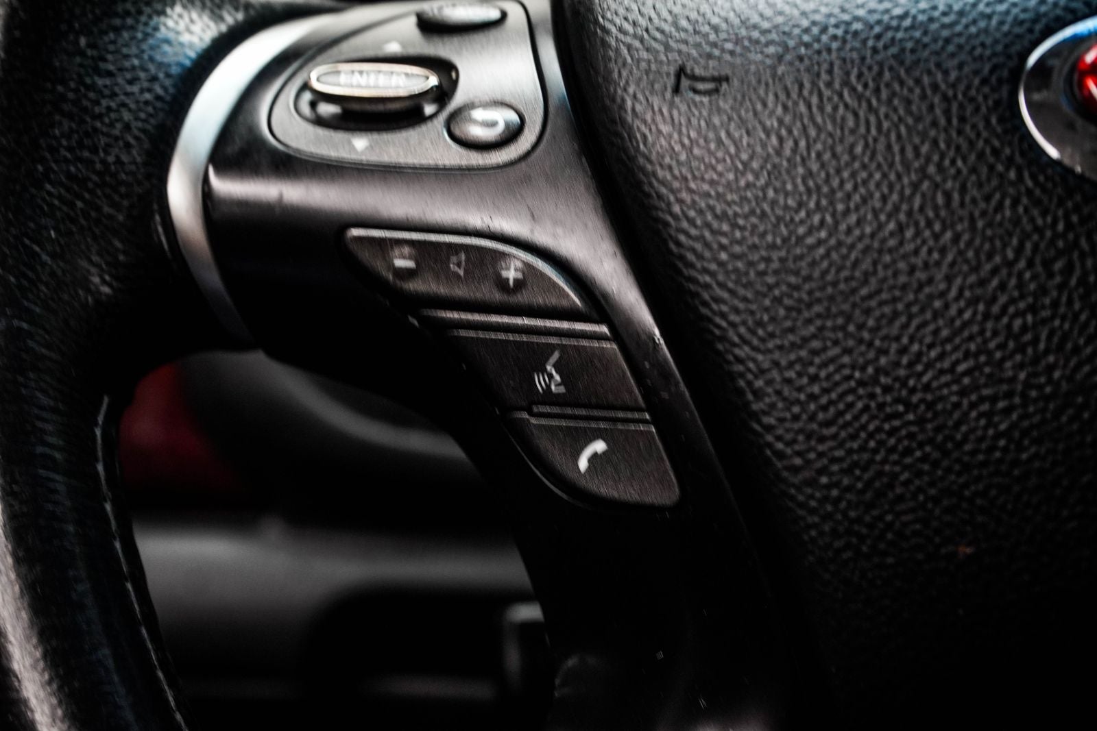 2015 INFINITI Q70 3.7