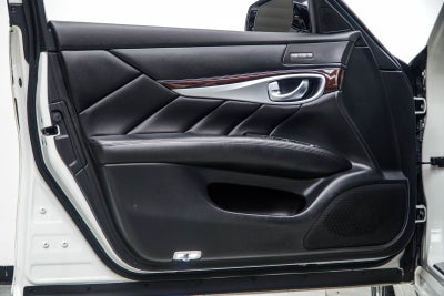 2015 INFINITI Q70 3.7