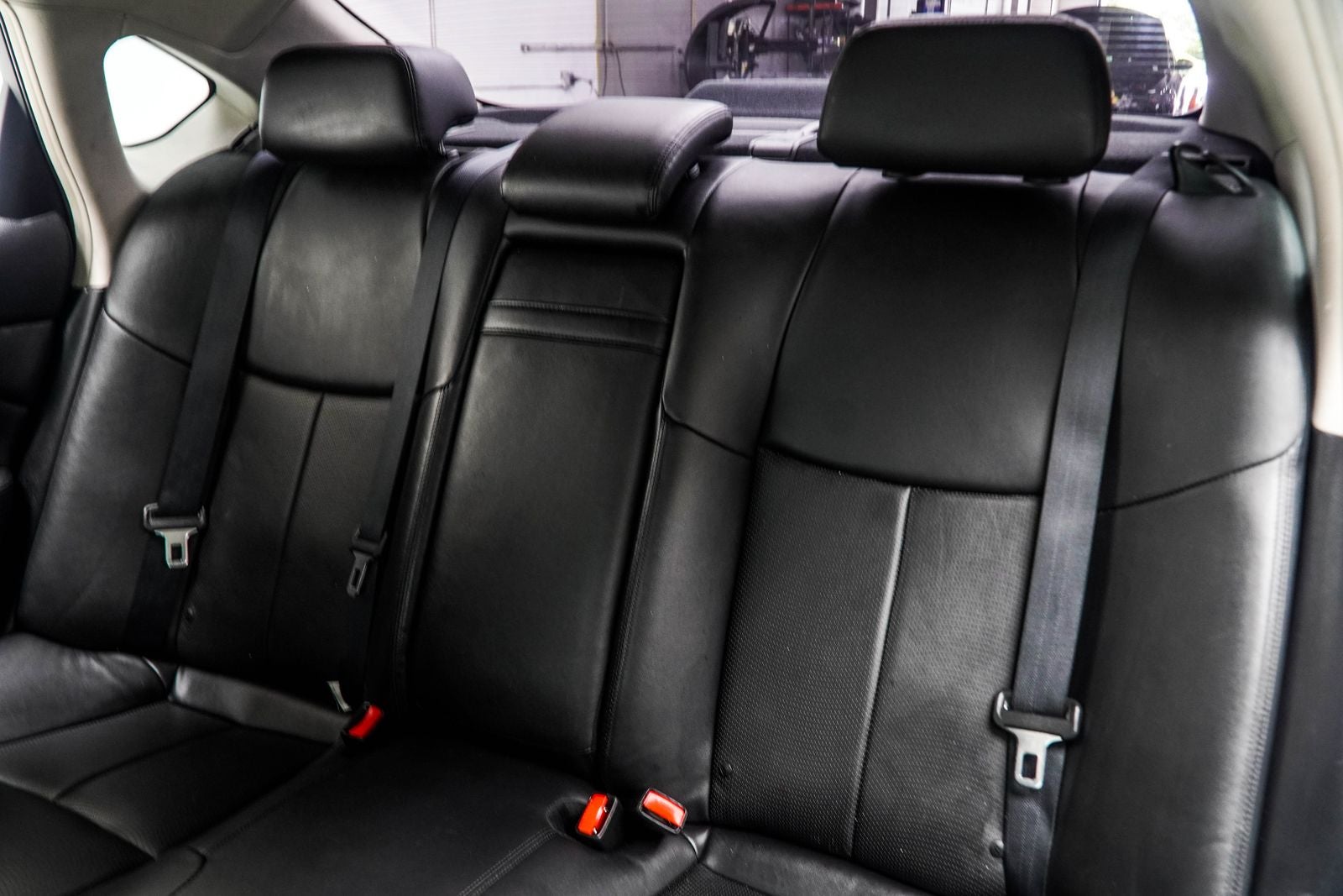 2015 INFINITI Q70 3.7