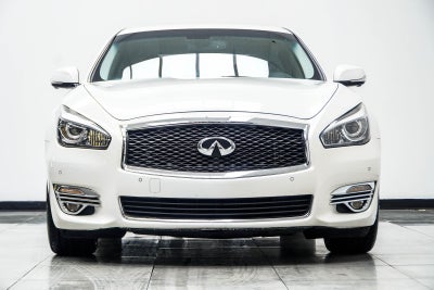 2015 INFINITI Q70 3.7