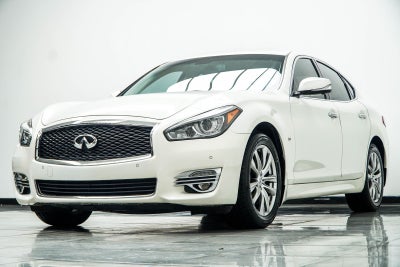 2015 INFINITI Q70 3.7