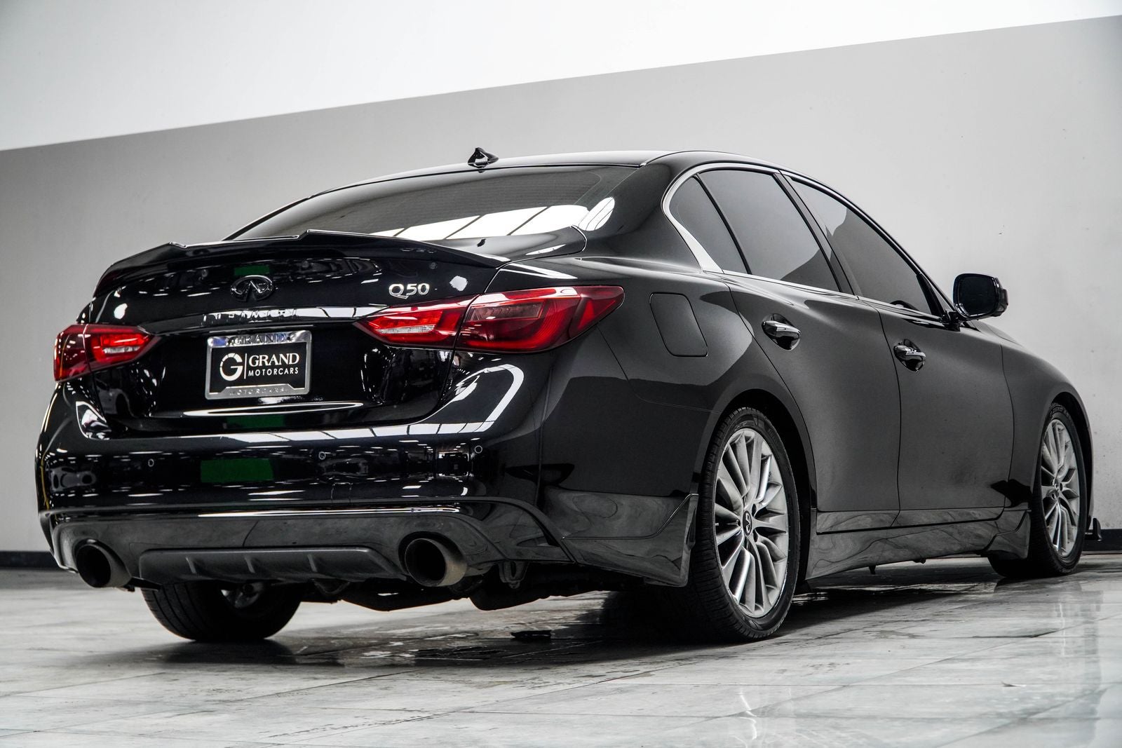 2023 INFINITI Q50 LUXE