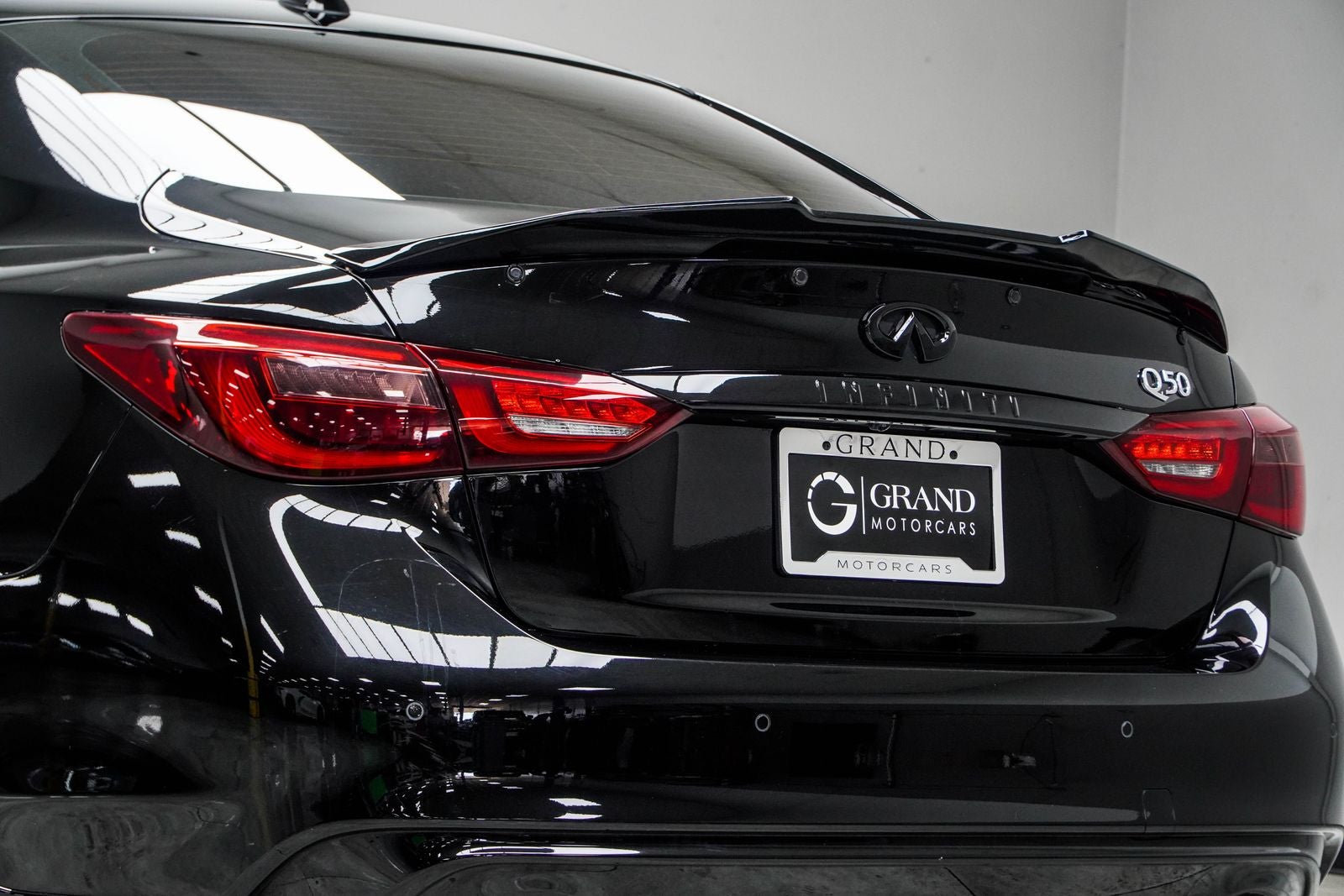 2023 INFINITI Q50 LUXE