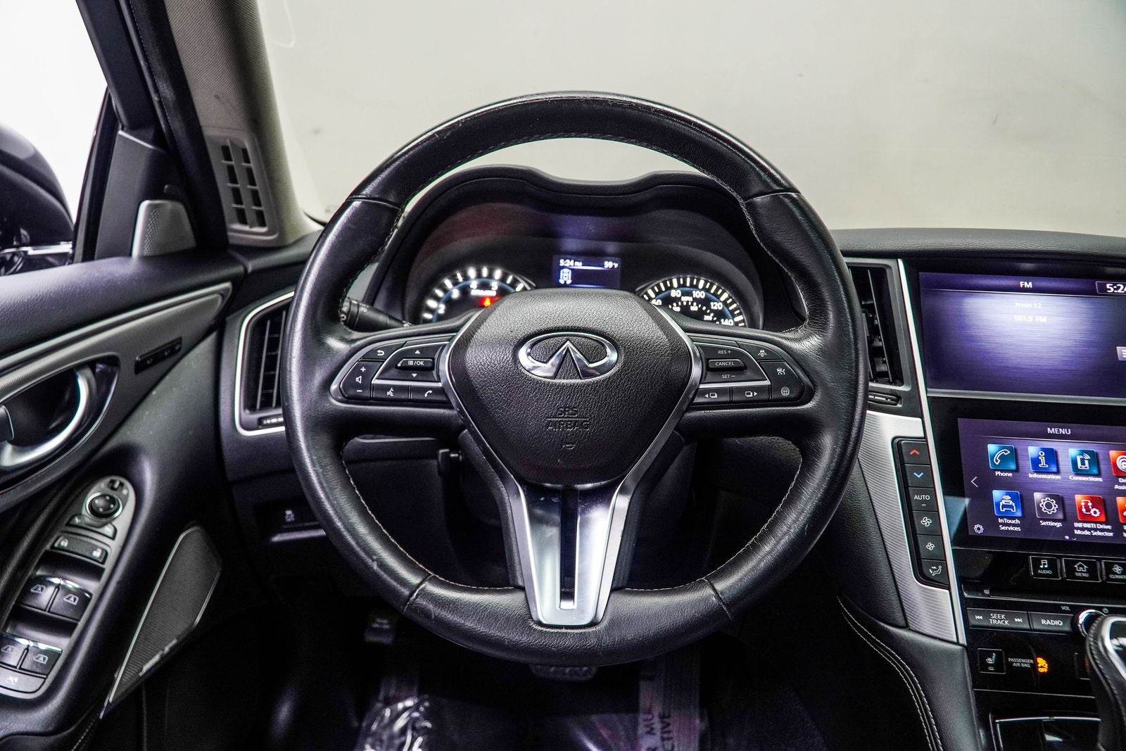 2023 INFINITI Q50 LUXE
