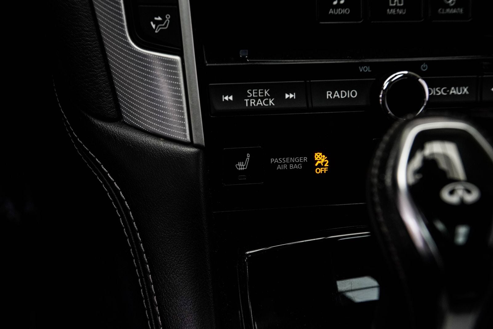 2023 INFINITI Q50 LUXE