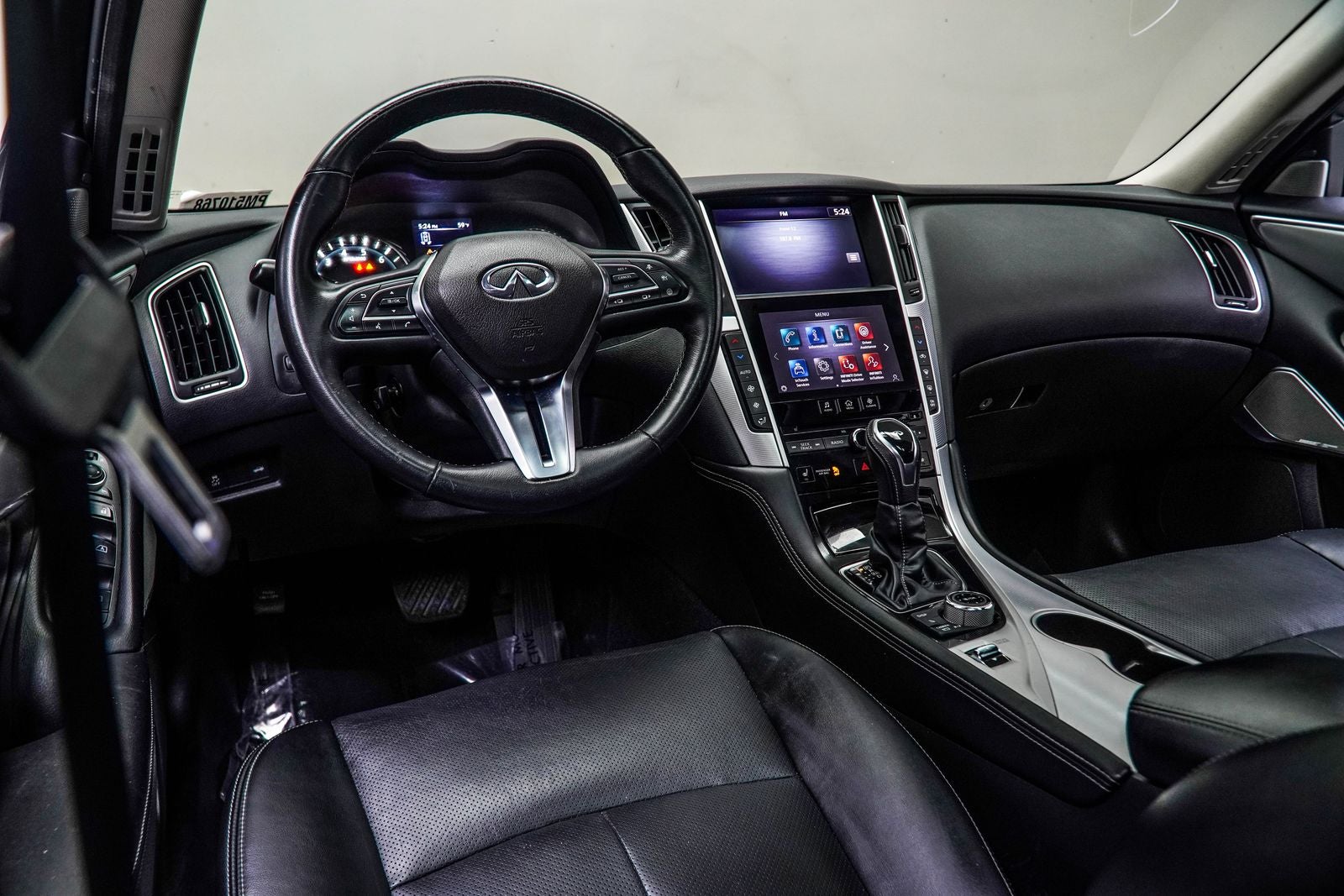 2023 INFINITI Q50 LUXE