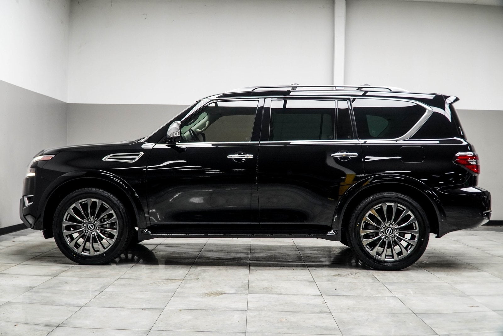 2023 Nissan Armada Platinum