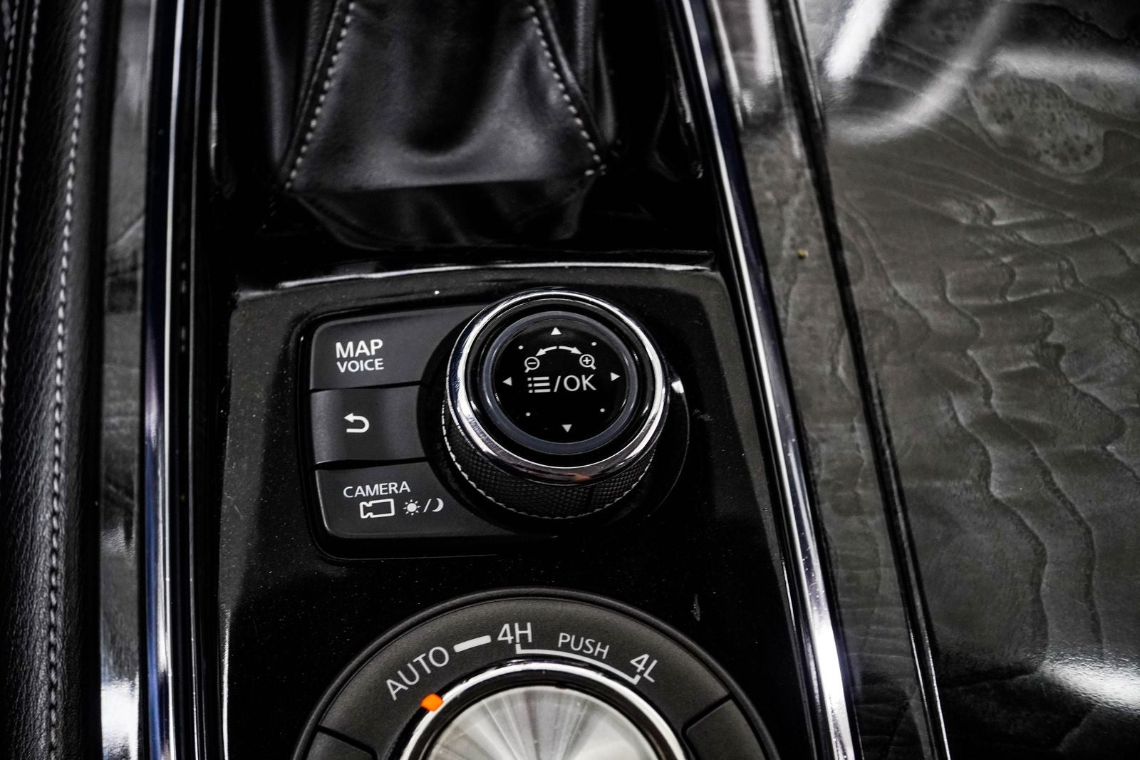 2021 INFINITI QX80 LUXE