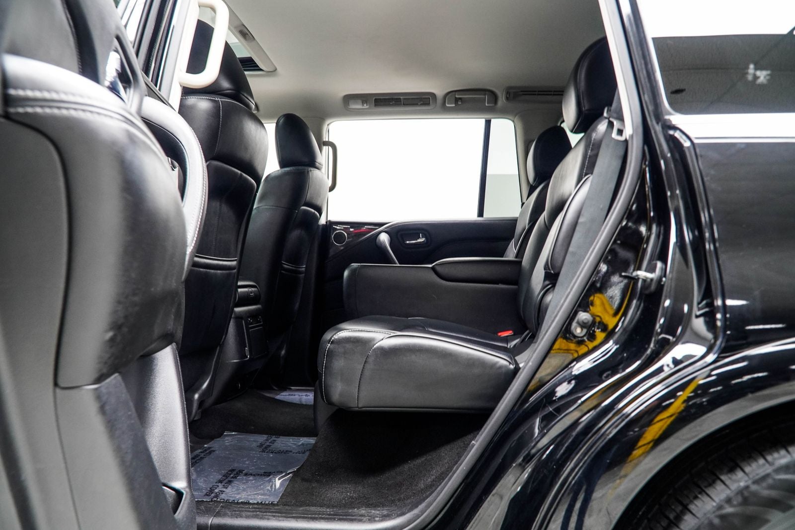 2021 INFINITI QX80 LUXE