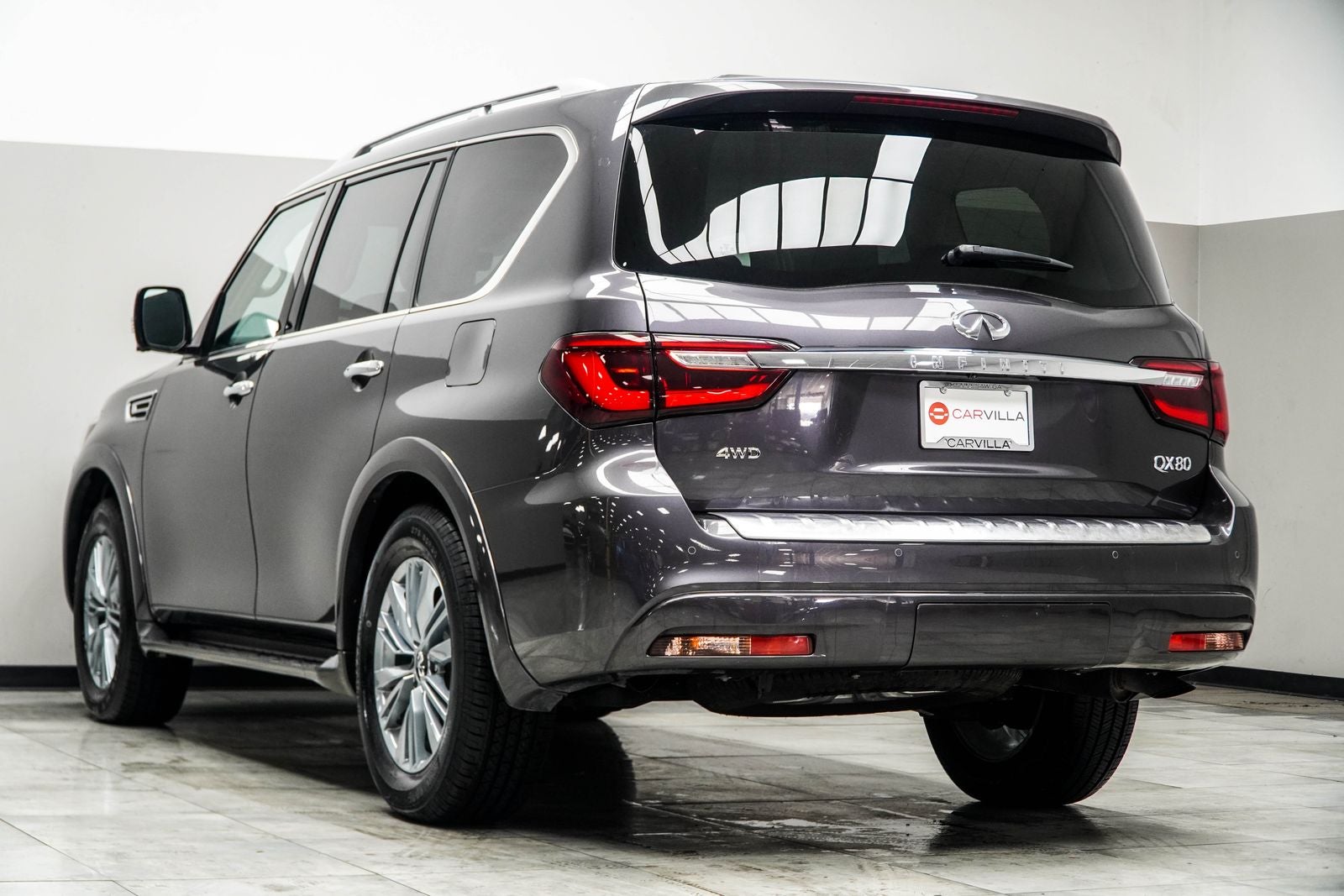 2024 INFINITI QX80 LUXE