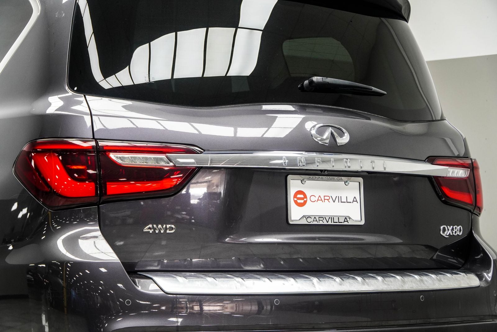 2024 INFINITI QX80 LUXE