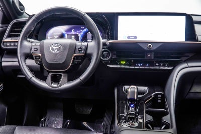 2025 Toyota Crown Signia Limited