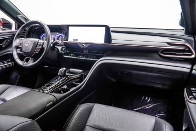 2025 Toyota Crown Signia Limited