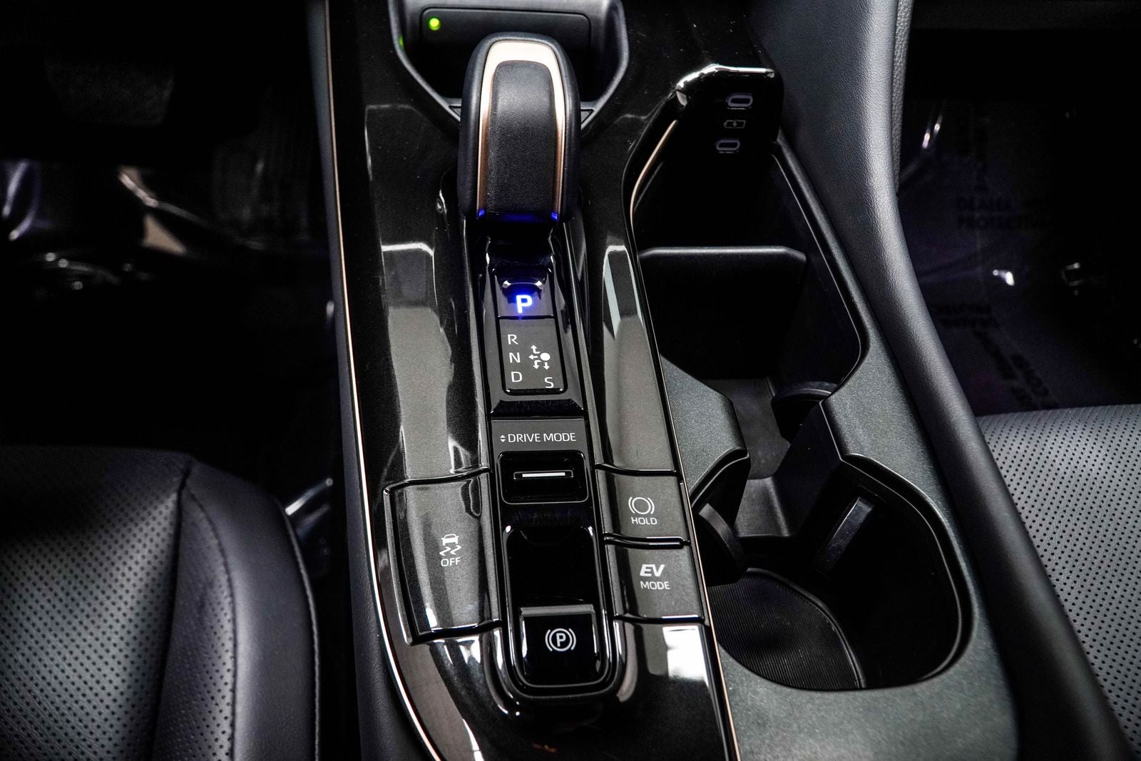 2025 Toyota Crown Signia Limited