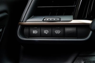 2025 Toyota Crown Signia Limited