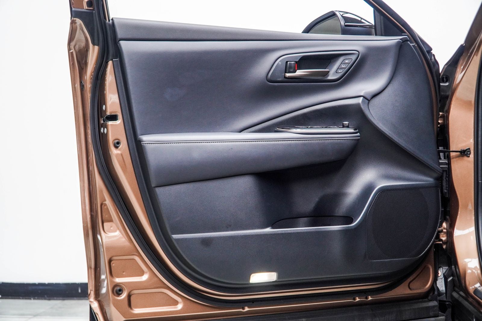2025 Toyota Crown Signia Limited