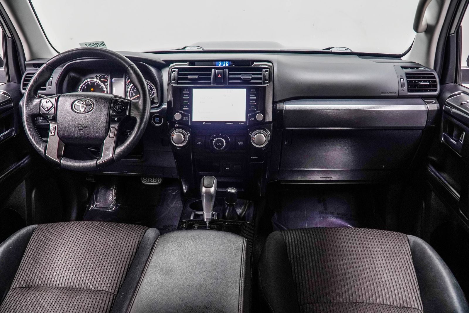 2024 Toyota 4Runner TRD Off-Road