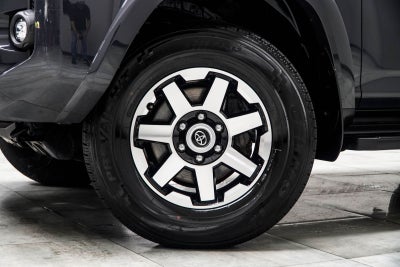 2024 Toyota 4Runner TRD Off-Road