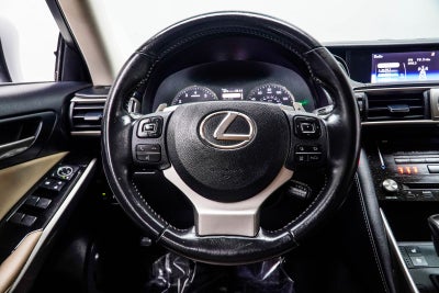 2017 Lexus IS 200t