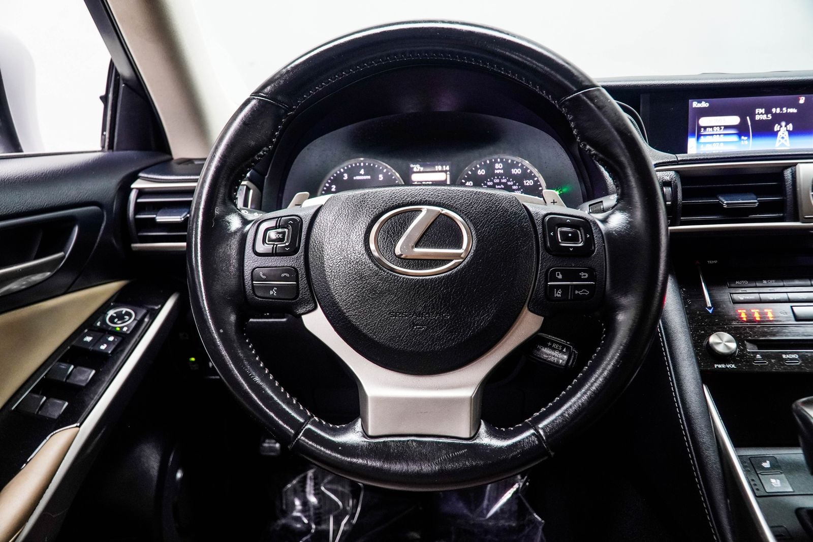 2017 Lexus IS 200t