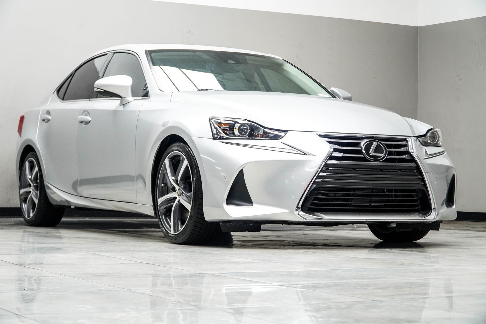 2017 Lexus IS 200t