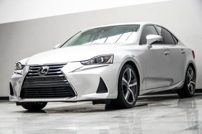 2017 Lexus IS 200t