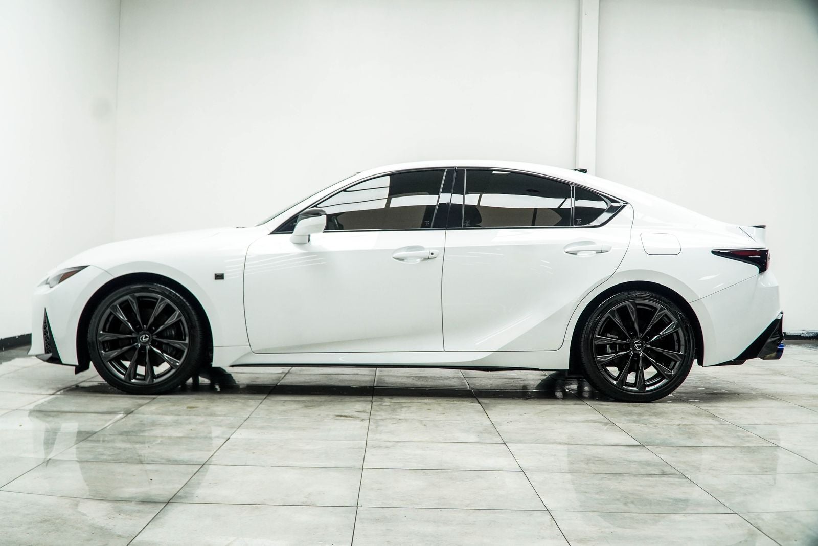 2024 Lexus IS 350 F SPORT Design