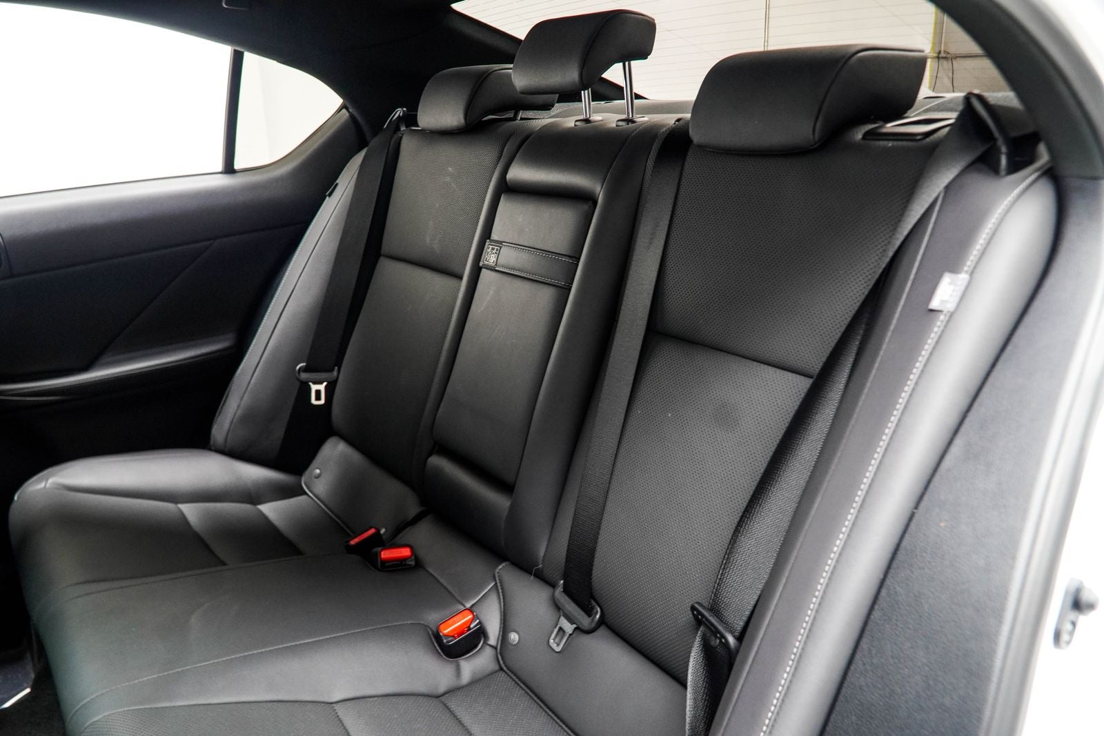 2024 Lexus IS 350 F SPORT Design