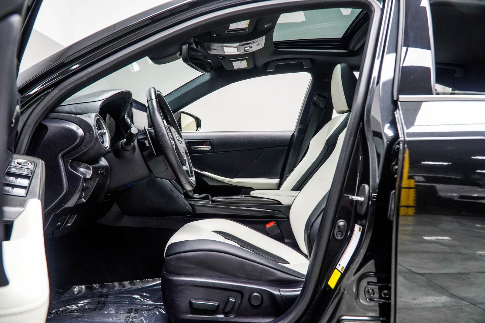 2022 Lexus IS 350 F SPORT