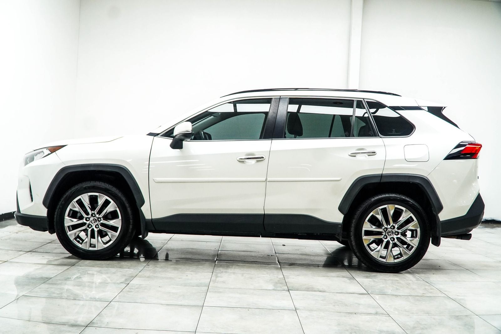 2020 Toyota RAV4 Limited